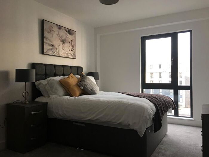 1 Bedroom Apartment To Rent In Drapery House, Fabrick Square, Lombard Street, Digbeth, Birmingham, B12