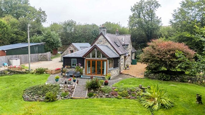 3 Bedroom Detached House For Sale In Yr'aber, Cwrtnewydd, Llanybydder, SA40