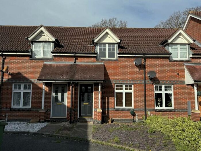 2 Bedroom Terraced House To Rent In Carraways, CM8