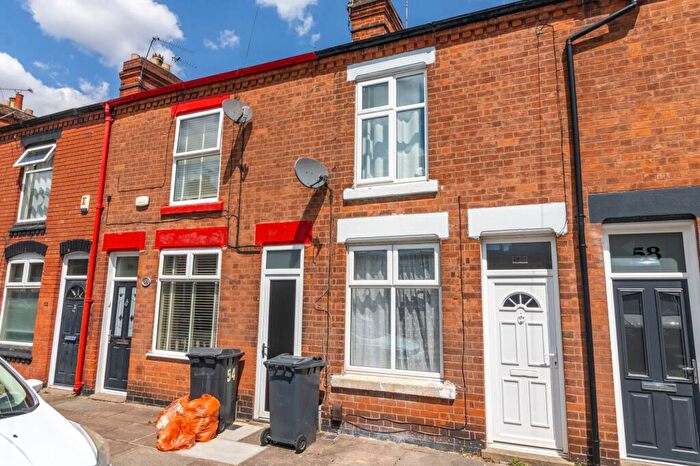2 Bedroom Terraced House For Sale In Lothair Road, Leicester, LE2