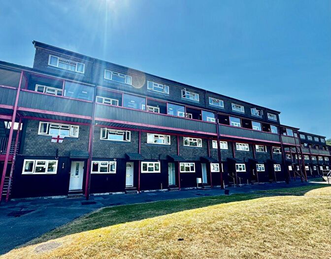 2 Bedroom Maisonette For Sale In Barleyfields, Wooburn Green, HP10