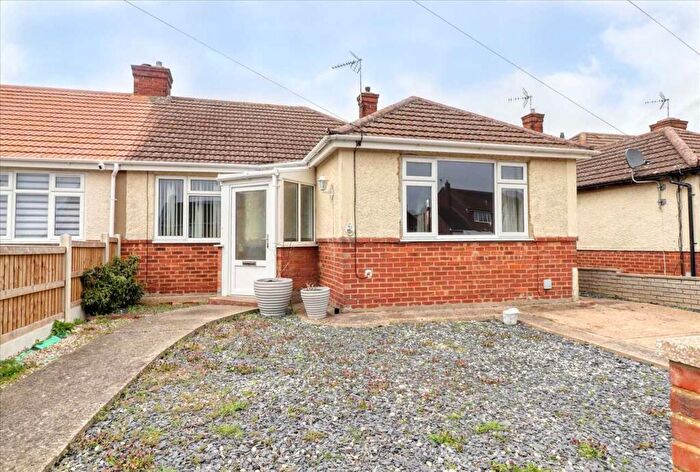 2 Bedroom Bungalow For Sale In Oakley Road, Dovercourt, CO12