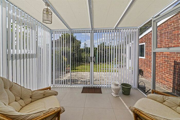 2 Bedroom Bungalow For Sale In Howard Drive, Maidstone, ME16