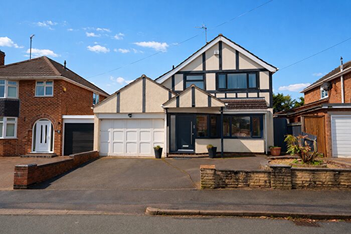3 Bedroom Detached House For Sale In The Osiers, Braunstone, Leicester, Leicestershire, LE3