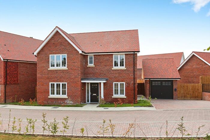 4 Bedroom Detached House For Sale In Hartley Road, Cranbrook, Kent, TN17