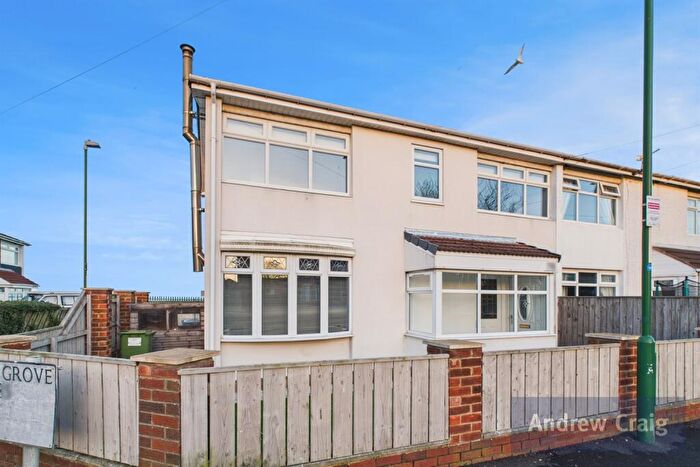 3 Bedroom End Of Terrace House For Sale In Bamburgh Grove, South Shields, NE34