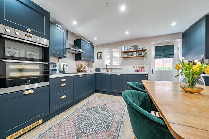 4 Bedroom Terraced House For Sale In Renwick Drive, Bromley, BR2