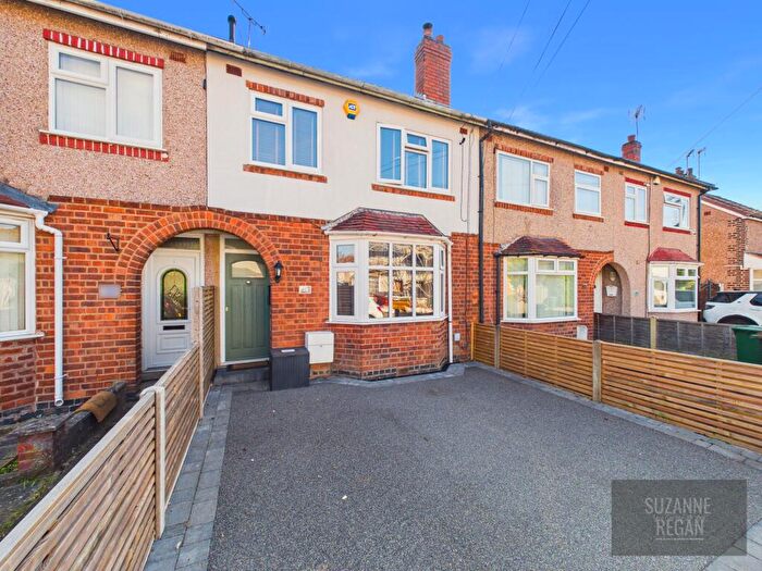 3 Bedroom Terraced House For Sale In Larch Tree Avenue, Tile Hill, Coventry, West Midlands, CV4