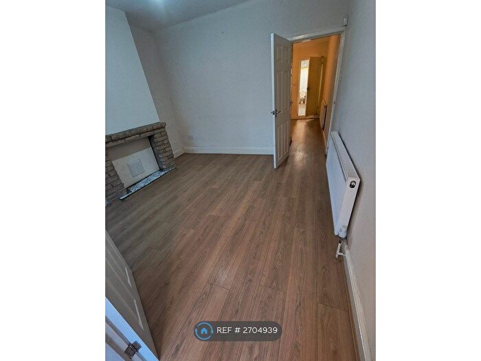 3 Bedroom Terraced House To Rent In Occupation Street, Dudley, DY1