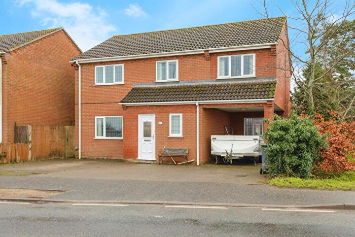 5 Bedroom Detached House For Sale In Norwich Road, Attleborough, NR17