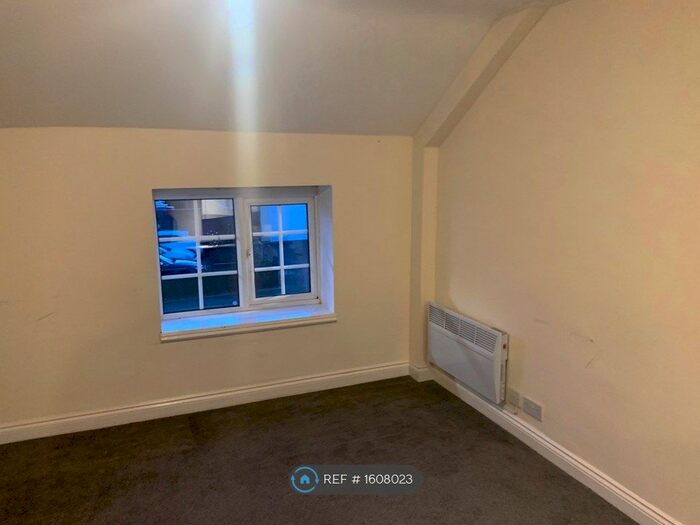1 Bedroom Flat To Rent In The Uxbridge Arms, Chasetown, Burntwood, WS7