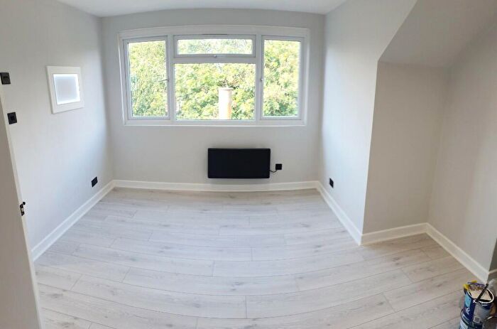 Studio To Rent In Rondu Road, London, NW2