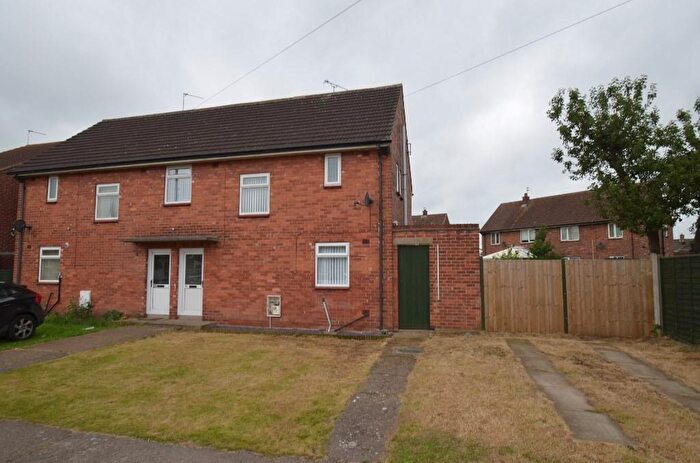 3 Bedroom Semi-Detached House To Rent In Hazel Avenue, Auckley, Doncaster, DN9