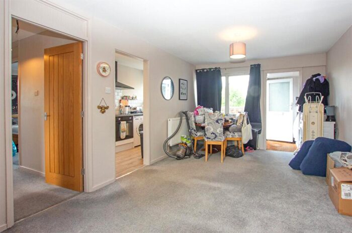 2 Bedroom Apartment To Rent In Spareacre Lane, Eynsham, Witney, Oxfordshire, OX29
