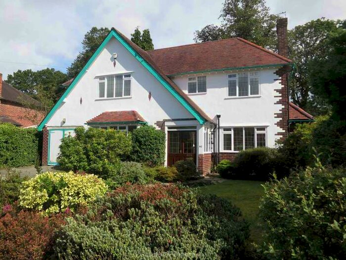 4 Bedroom Detached House To Rent In Broad Walk, Wilmlsow, SK9