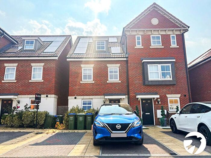 3 Bedroom Semi Detached House To Rent In Slade Green Road, Slade Green, Kent, DA8