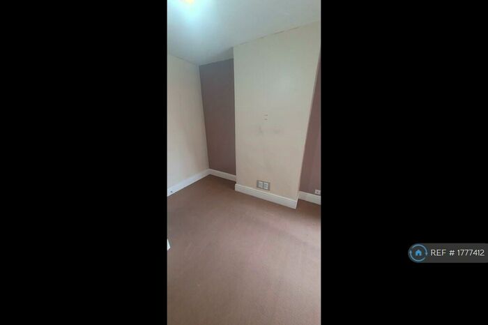 1 Bedroom Flat To Rent In Cavendish Road, Felixstowe, IP11