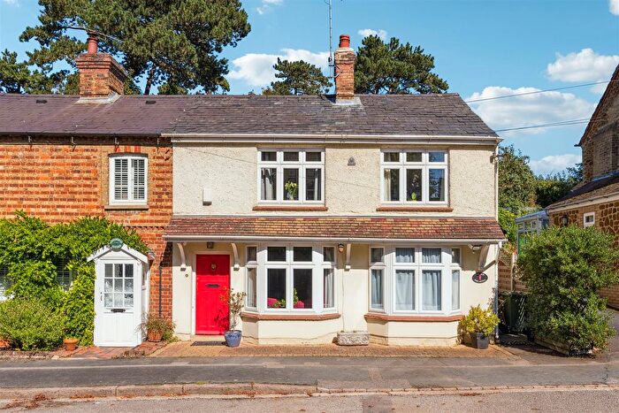 5 Bedroom Semi-Detached House For Sale In The Old Post Office, Watling Street, Little Brickhill, MK17