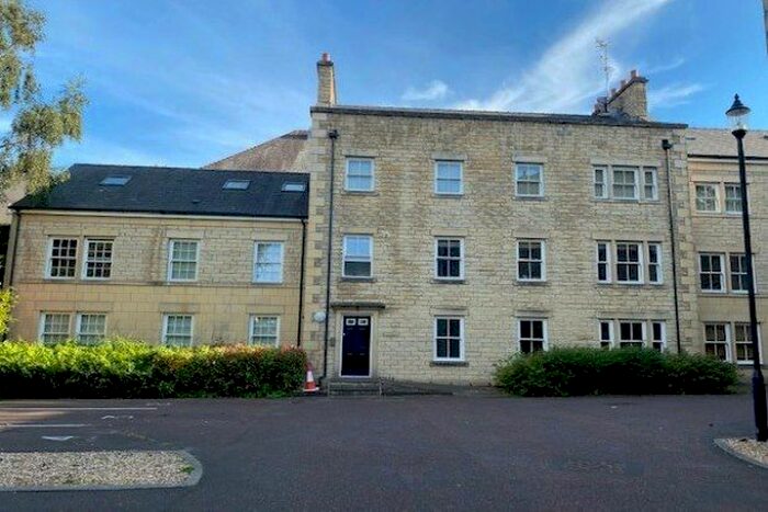 2 Bedroom Flat To Rent In Harrier Court, Lancaster, LA1