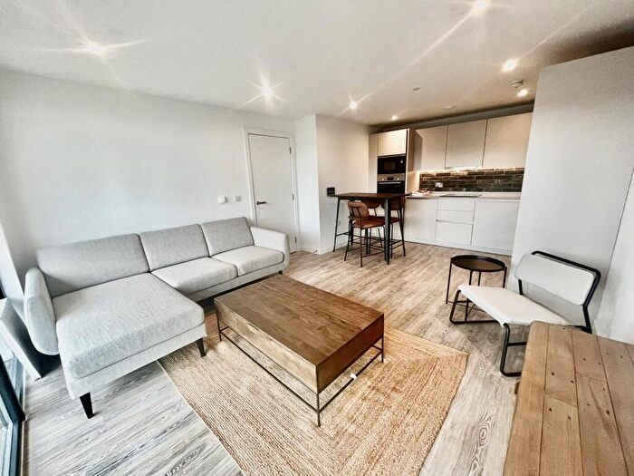 2 Bedroom Apartment To Rent In Potato Wharf, Manchester, M3