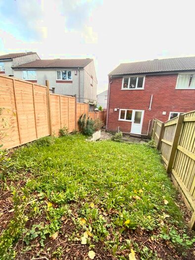 2 Bedroom End Of Terrace House To Rent In Mallet Road, Ivybridge, PL21