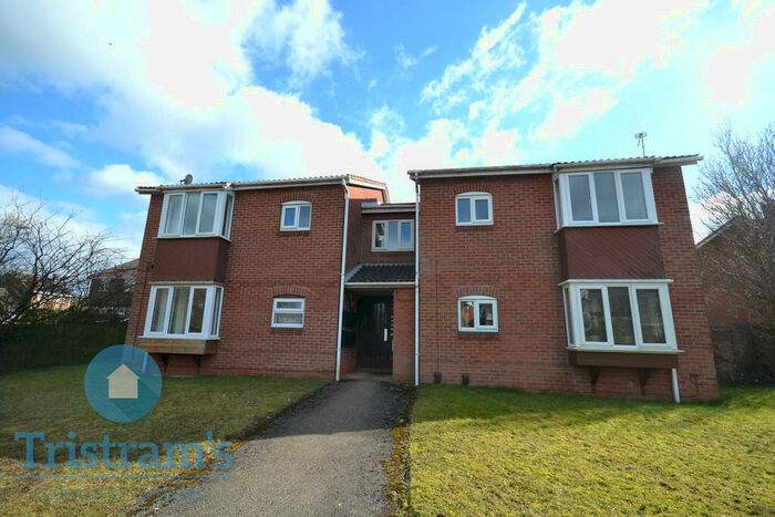 1 Bedroom Flat To Rent In Polperro Way, Hucknall, NG15