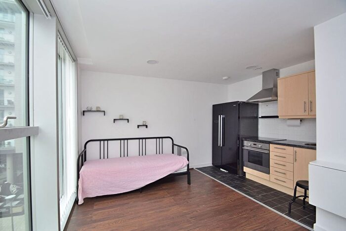 1 Bedroom Studio To Rent In Rillaton Walk, Milton Keynes, MK9