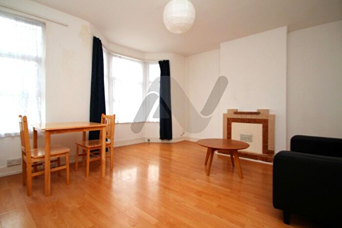 1 Bedroom Flat To Rent In Ashfield Road, London, N4