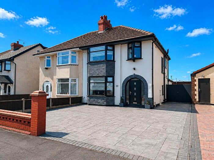 3 Bedroom Semi-Detached House For Sale In Carr Gate - Thornton Cleveleys -, FY5