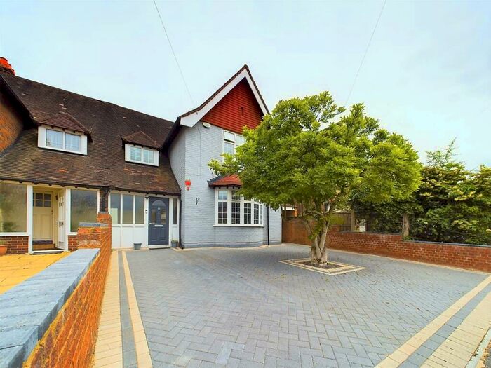 3 Bedroom House To Rent In Ickenham Close, Ruislip, HA4