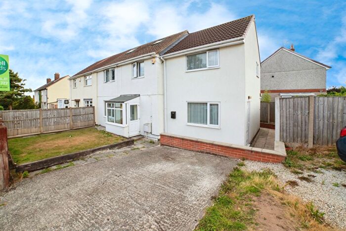 3 Bedroom Semi-Detached House For Sale In Warsop Lane, Rainworth, Mansfield, NG21