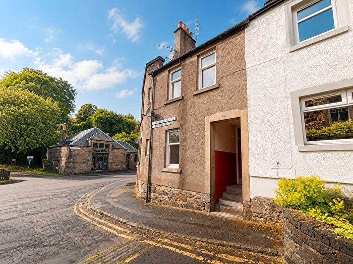 3 Bedroom Flat To Rent In Lower Castlehill, Stirling Town, Stirling, FK8