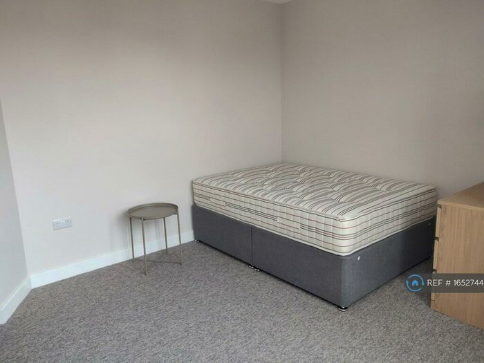 1 Bedroom Flat To Rent In Horfield, Bristol, BS7