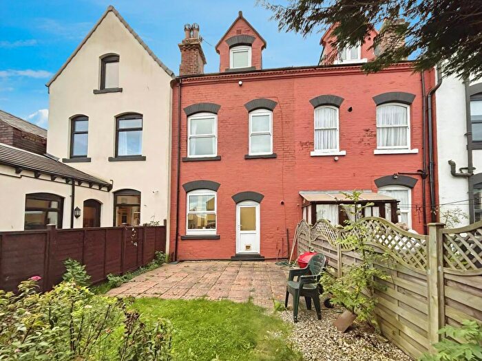 4 Bedroom Terraced House For Sale In Wesley Street, Leeds, LS27