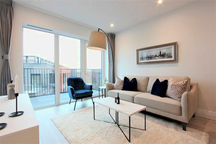 2 Bedroom Flat To Rent In Bogart House, Filmworks Walk, London, W5