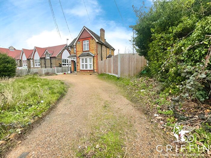 4 Bedroom Detached House To Rent In Tank Lane, Purfleet, RM19