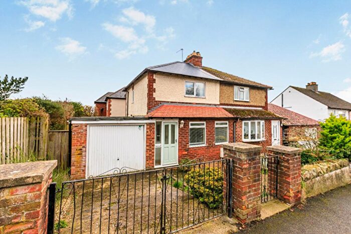 2 Bedroom Semi-Detached House For Sale In I'anson Road, Richmond, DL10