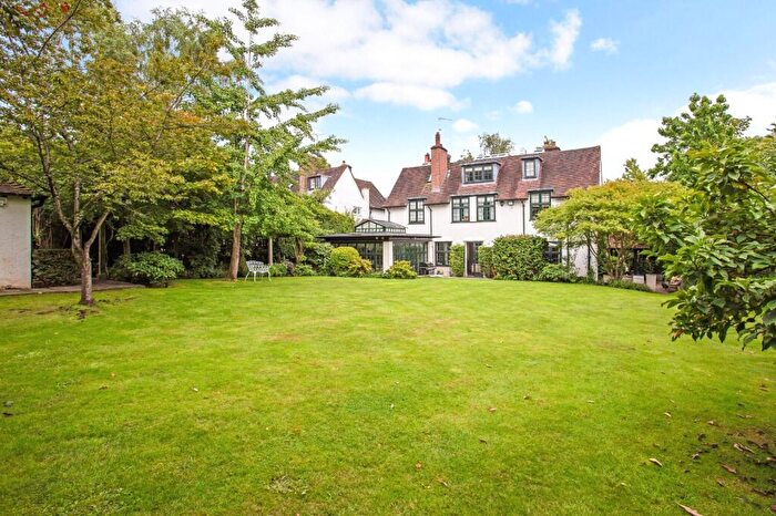 6 Bedroom Detached House For Sale In The Bishops Avenue, London, N2