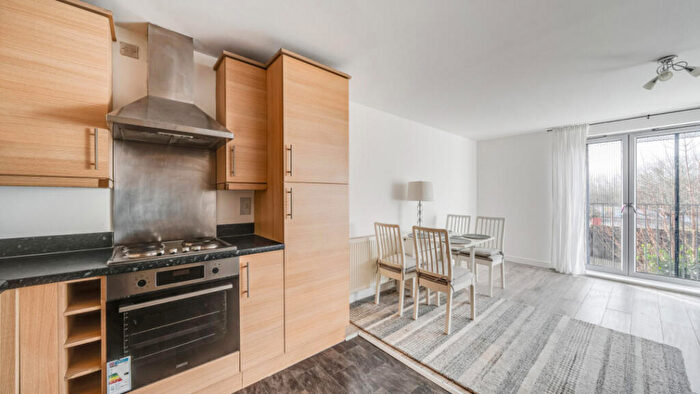 1 Bedroom Flat For Sale In Highbridge Road, Barking, IG11