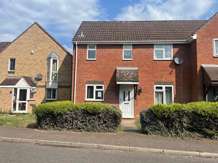 3 Bedroom End Of Terrace House For Sale In Falcon Way, Beck Row, IP28