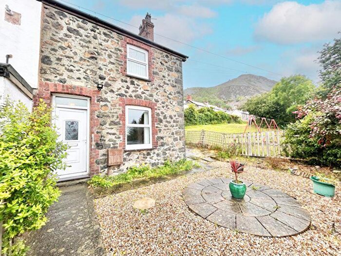 2 Bedroom Semi-Detached House For Sale In Rock Villa Road, Penmaenmawr, LL34