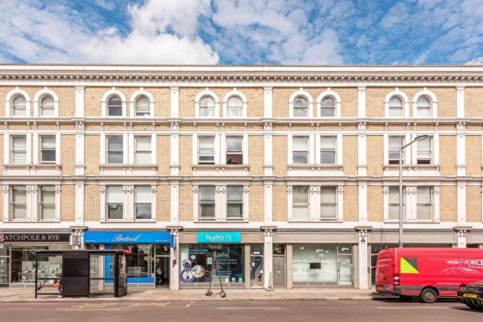 2 Bedroom Flat For Sale In Fulham Road, Chelsea, London, SW10