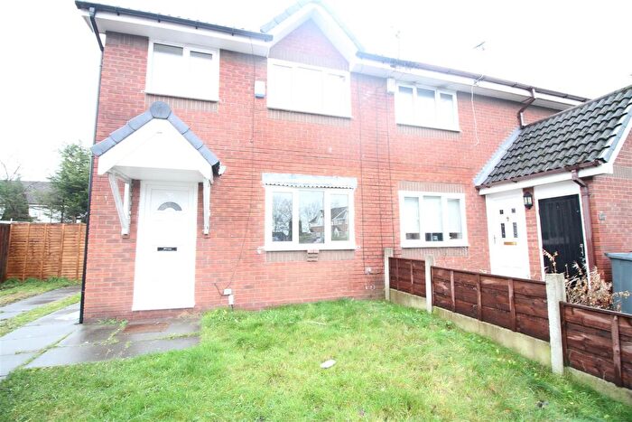 3 Bedroom Property To Rent In Aldermoor Close, Manchester, M11