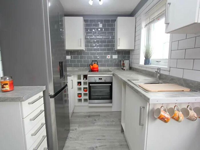 Studio To Rent In Meadowcroft, Rhoose, Vale Of Glamorgan, CF62