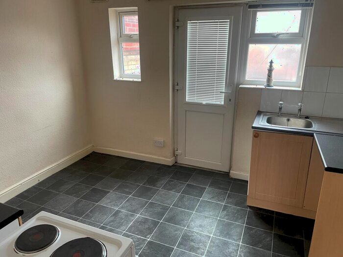 1 Bedroom Flat To Rent In High Street, Ruddington, NG11