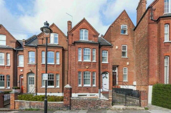 1 Bedroom Flat To Rent In Bramshill Gardens, Dartmouth Park, NW5