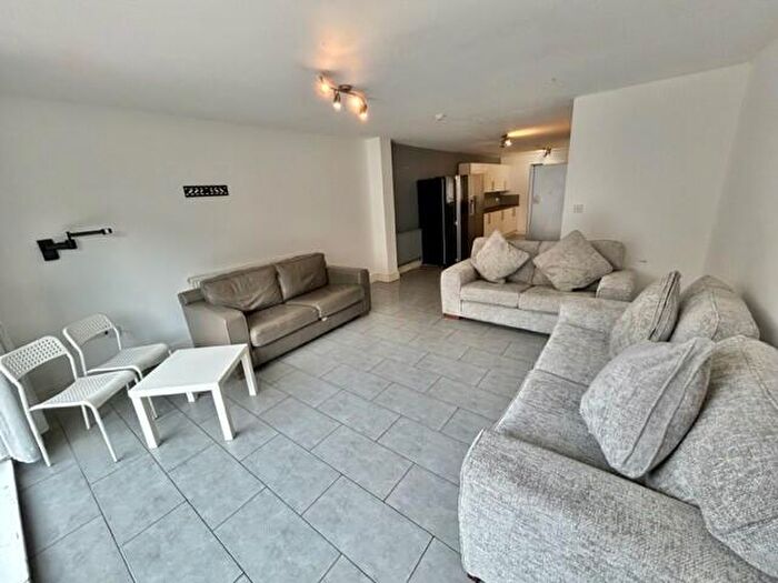 1 Bedroom House Of Multiple Occupation To Rent In Glynrhondda Street, Cardiff(City), CF24