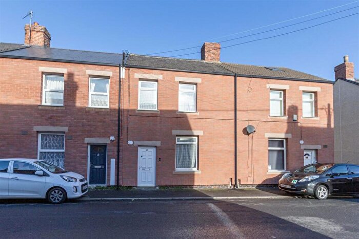 2 Bedroom House For Sale In Poplar Street, Stanley, DH9