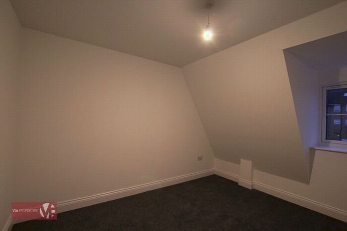 2 Bedroom Flat To Rent In Brewery Road, Hoddesdon, EN11