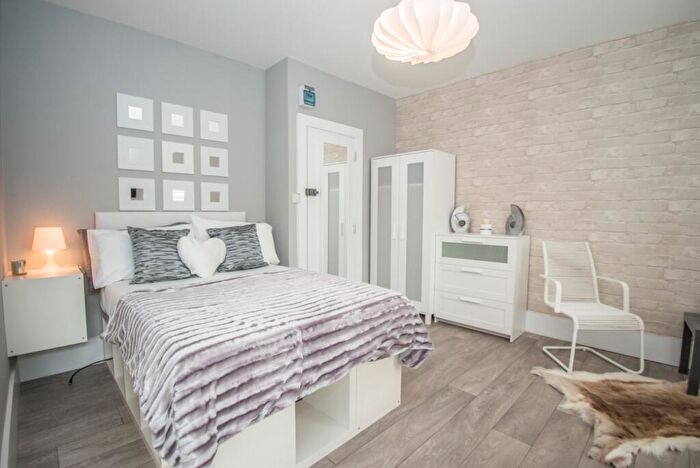 Studio To Rent In Harcourt Street, Luton, Bedfordshire, LU1